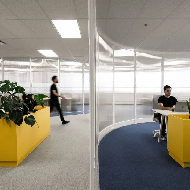 Au coeur brute des Impatients — aménagement de bureaux et galerie d’art, Montréal
